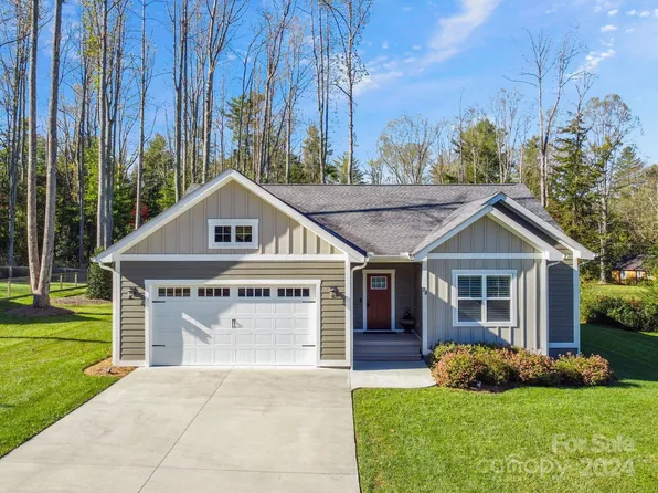 78 Olivet Ln, Fletcher, NC 28732