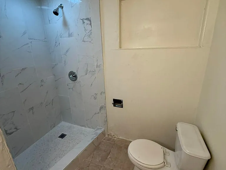 1137 E Adelaide Dr #2 — Photo 18