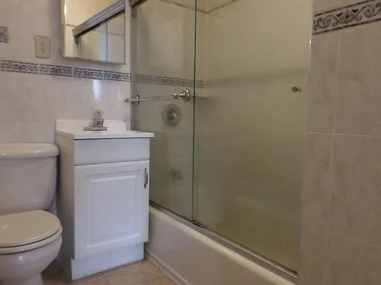 Rented by Keller Williams NYC | media 20