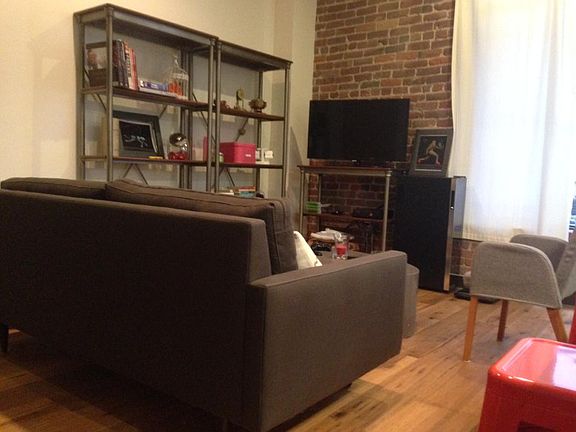 5th image of 16 Jessie St APT 204