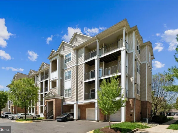 19623 Galway Bay Cir APT 403, Germantown, MD 20874
