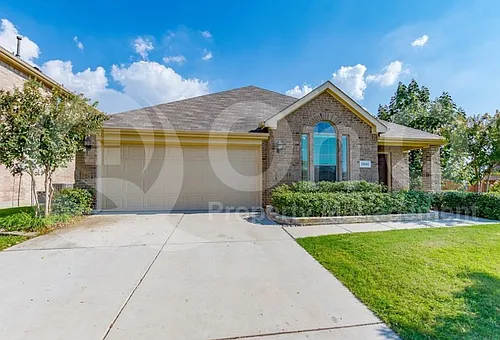 2801 Coyote Trl Photo 1