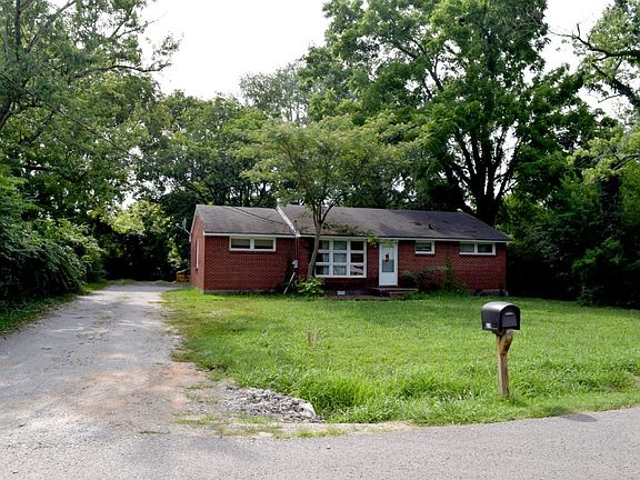 2nd image of 1022 Olympia Pl