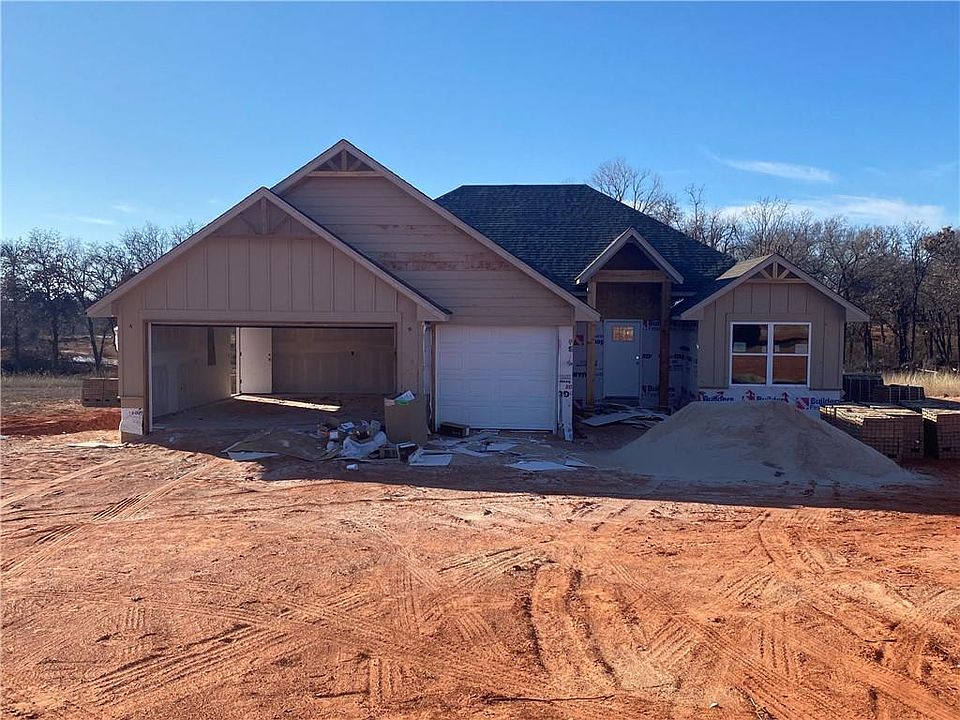 2nd image of 1220 Layla Ln
