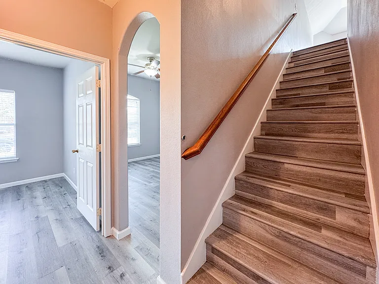1212 Maple Terrace Dr — Photo 24