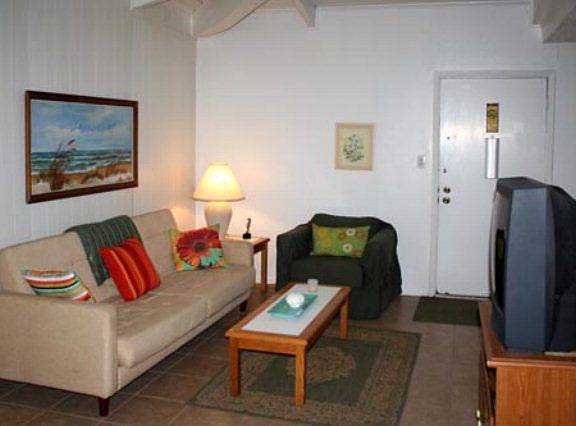4th image of 6608 Padre Blvd
