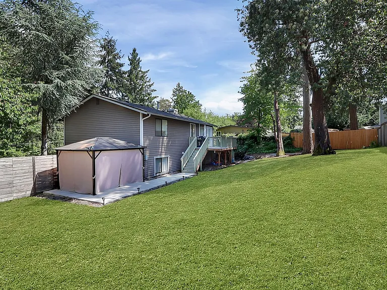 310 View Rd — Photo 17