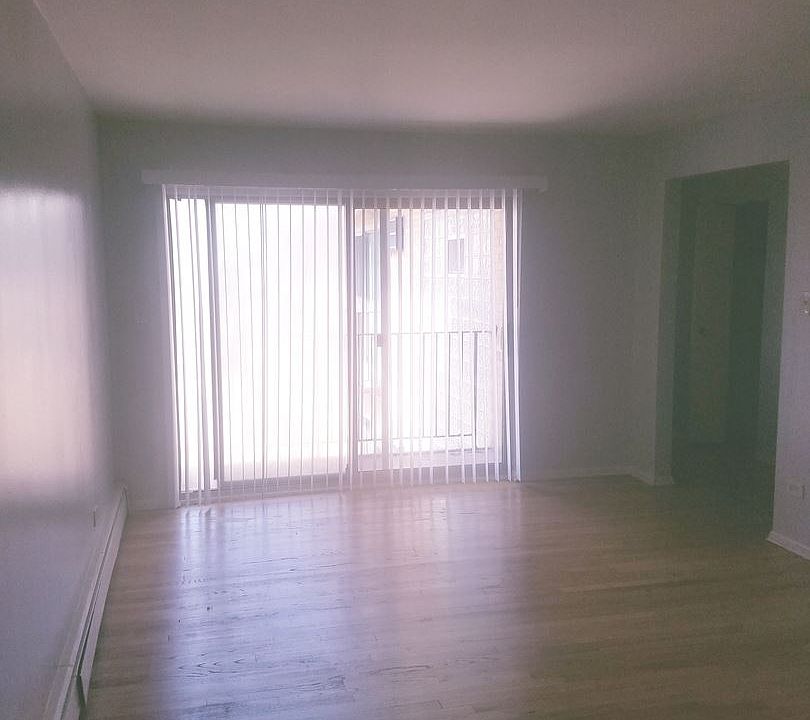 1st image of 7641-43 S Saginaw Ave #3E