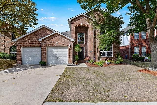 1st image of 2900 Cypress Point Dr