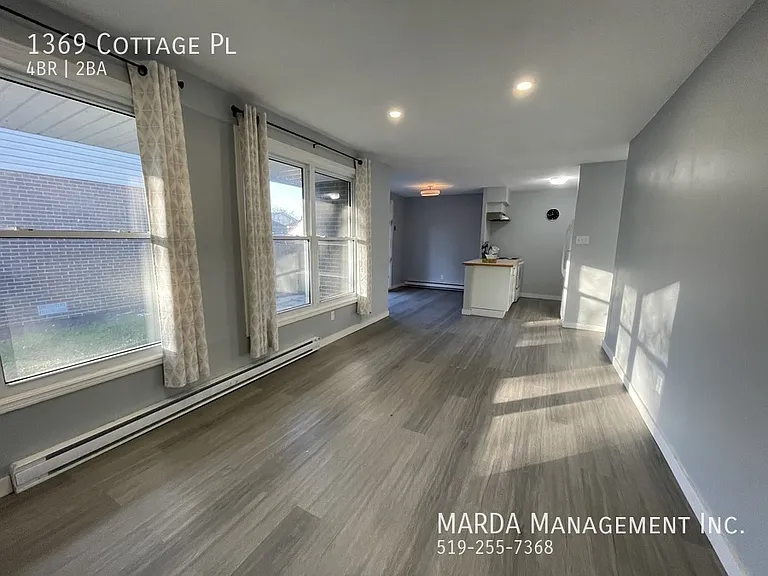 1369 Cottage Pl — Photo 2