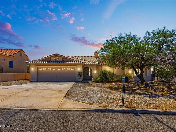 2nd image of 2540 Palo Verde Blvd N