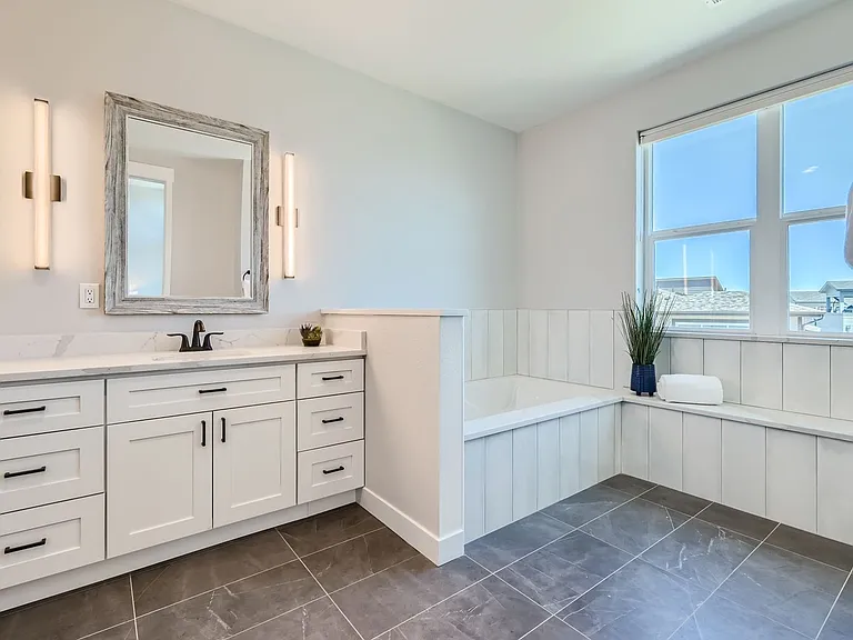 567 Canary Ln — Photo 17