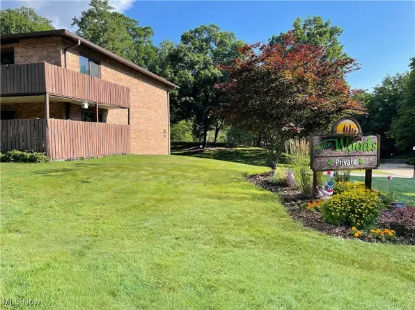 6890 Carriage Hill Dr #A6, Brecksville, OH 44141