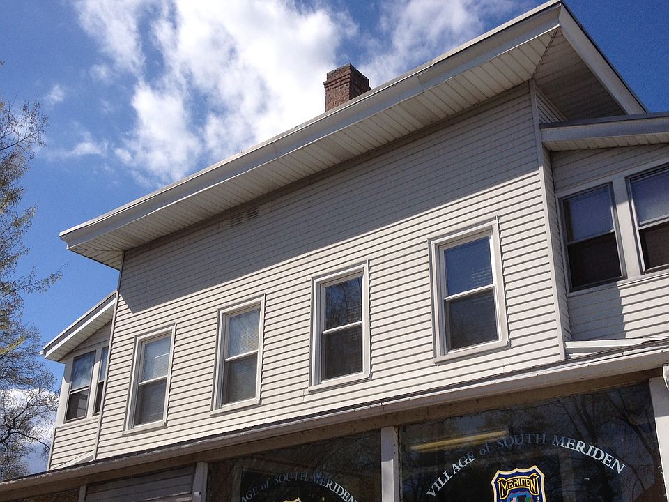 2nd image of 109 Main St