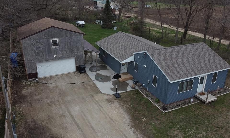 1st image of 2745 Lone Tree Rd