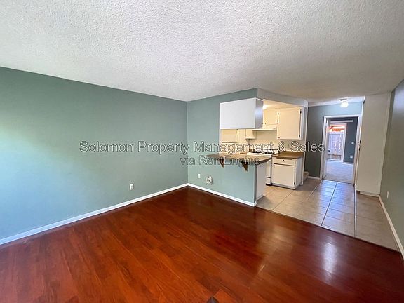 2nd image of 4575 Oregon St APT 4