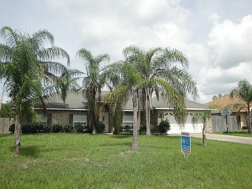 1st image of 1020 Aaron Dr
