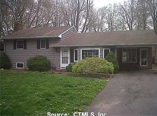 89 Beechwood Rd, West Hartford, CT 06107