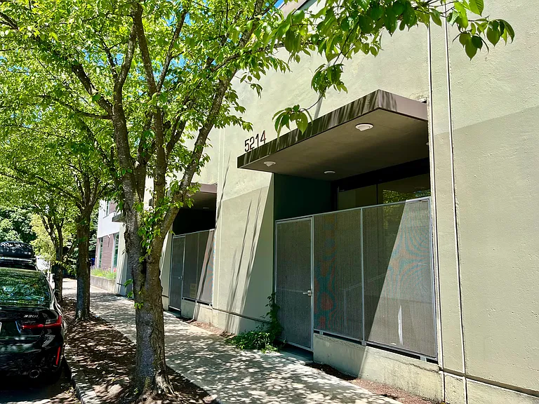 5214 N Williams Ave — Photo 20