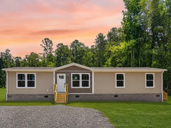 1658 Calamus Pond Rd, Summerville, SC 29483