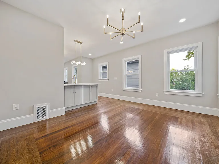 43 Evergreen Ave #2 — Photo 5
