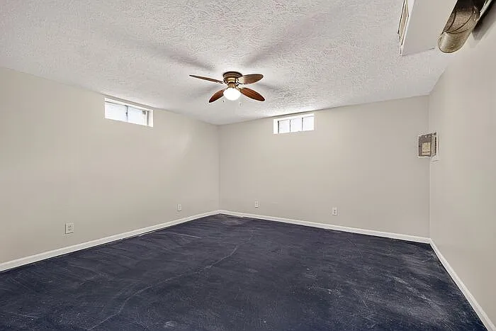 39 N Catherwood Ave — Photo 13