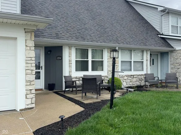 1204 Paradise Way N #B, Greenwood, IN 46143