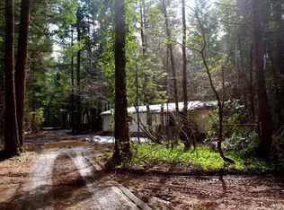 361 Pinewood Way, Cave Junction, OR 97523