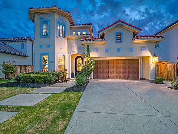 2nd image of 6559 Titus Ln