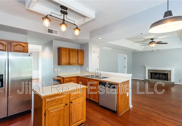 483 Mountain Oaks Pkwy — Photo 15