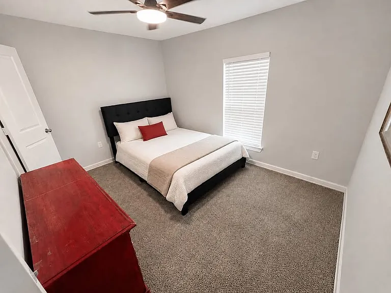 3208 Holman St #2 — Photo 6