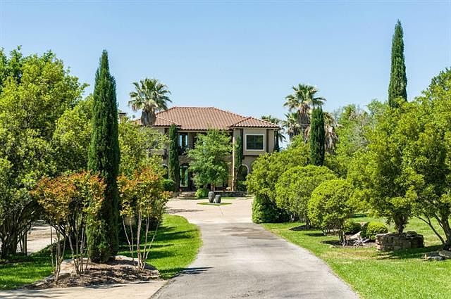 1st image of 2804 French Kingston Ct