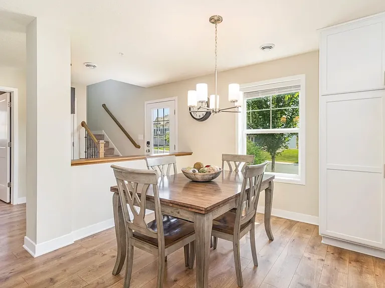 13946 Lupine Trl NE — Photo 2