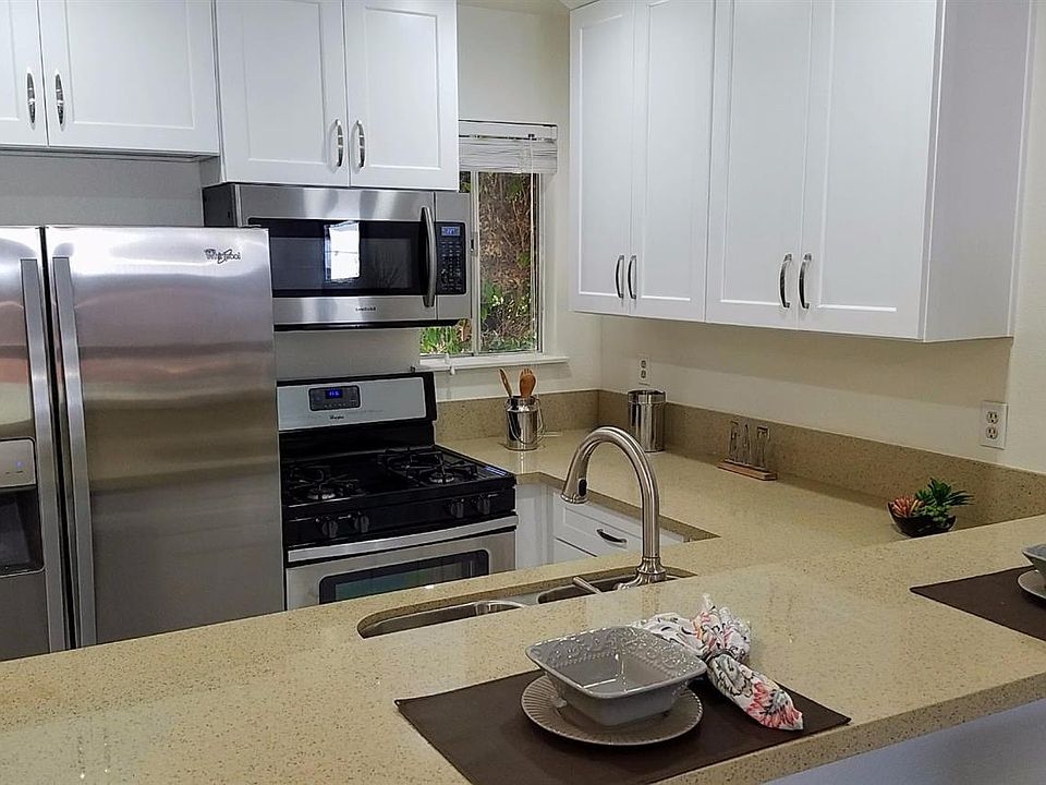 1st image of 5081 College View Ave APT 2