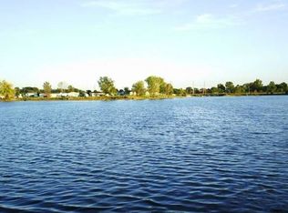 112 Mallard Dr, Pontoon Beach, IL 62040