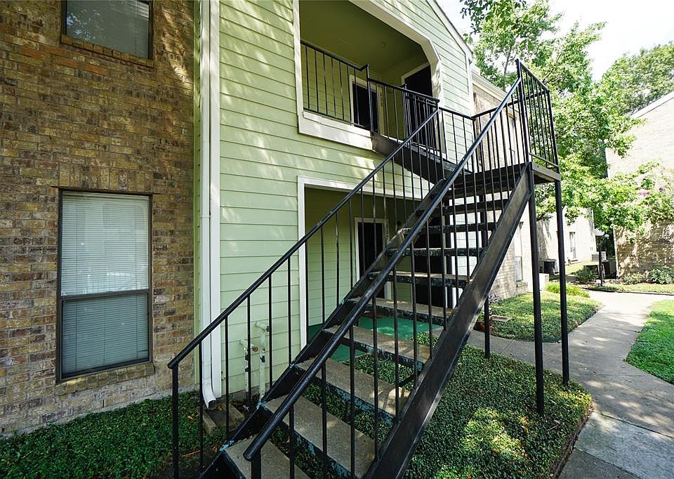 1st image of 6602 Harbor Town Dr APT 808