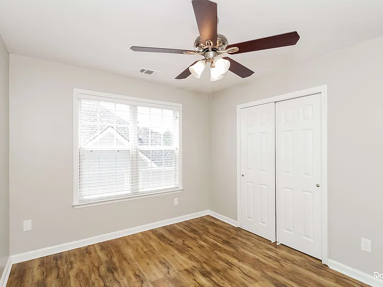 107 Fate Ct — Photo 10