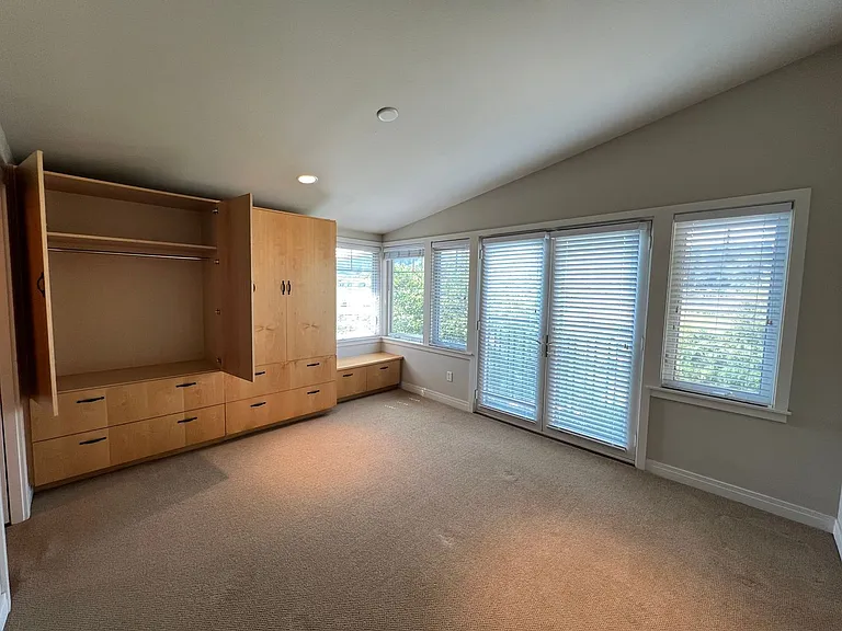 Villas at Woodinville — Photo 24