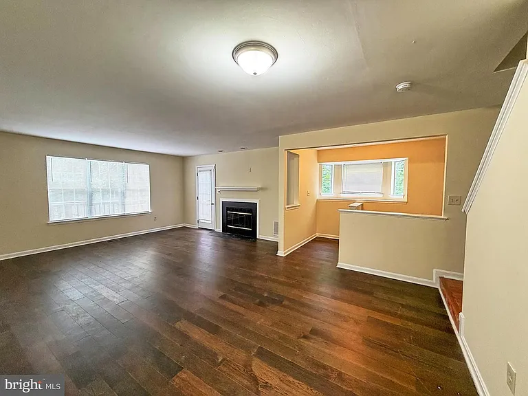 4100 Hunters Hill Cir — Photo 13