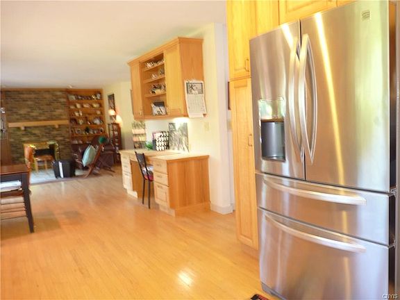 3rd image of 4415 Swissvale Dr