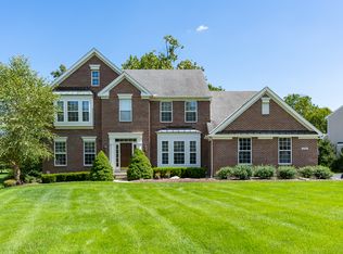 6064 Windy Hollow Ct, Loveland, OH 45140