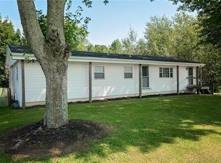 3191 Broadway Rd, Alexander, NY 14005