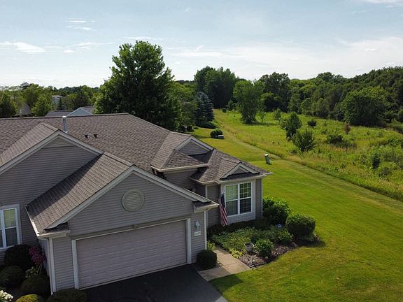 3rd image of 11255 Heatherdale Ln