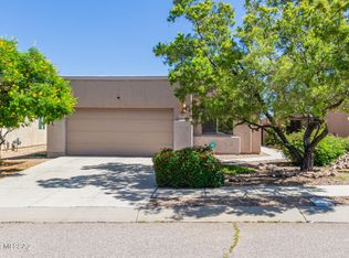 10865 E New Rock Ridge Dr, Vail, AZ 85641
