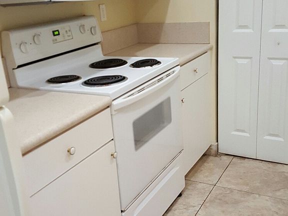 4th image of 2308 NE 42nd Cir