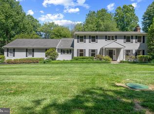 1258 Heritage Farms Ct, Sykesville, MD 21784