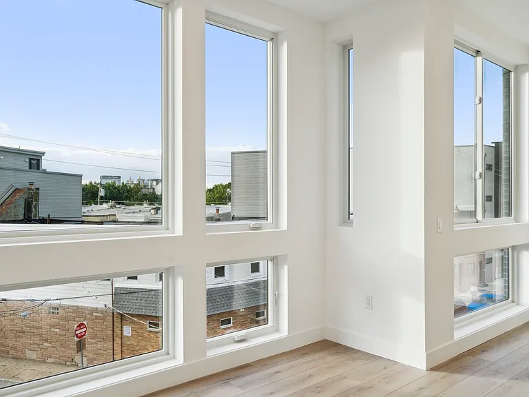 1621 Point Breeze Ave #4 — Photo 11