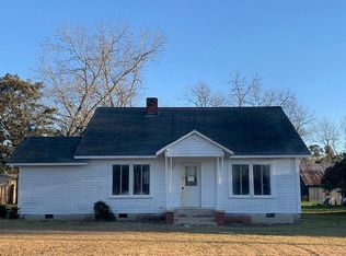 90 E Dasher St, Sycamore, GA 31790