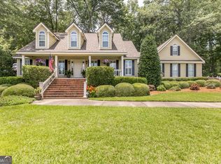 102 Kings Crossing Ct, Bonaire, GA 31005