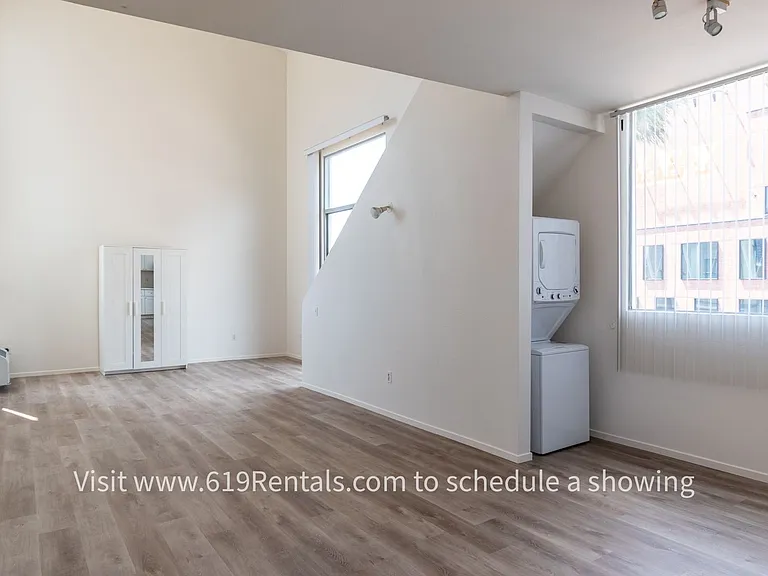2084 Kettner Blvd #35 — Photo 8